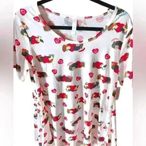 Lularoe small white puppy love Perfect T. NWT. Hearts & puppies/dogs!‎